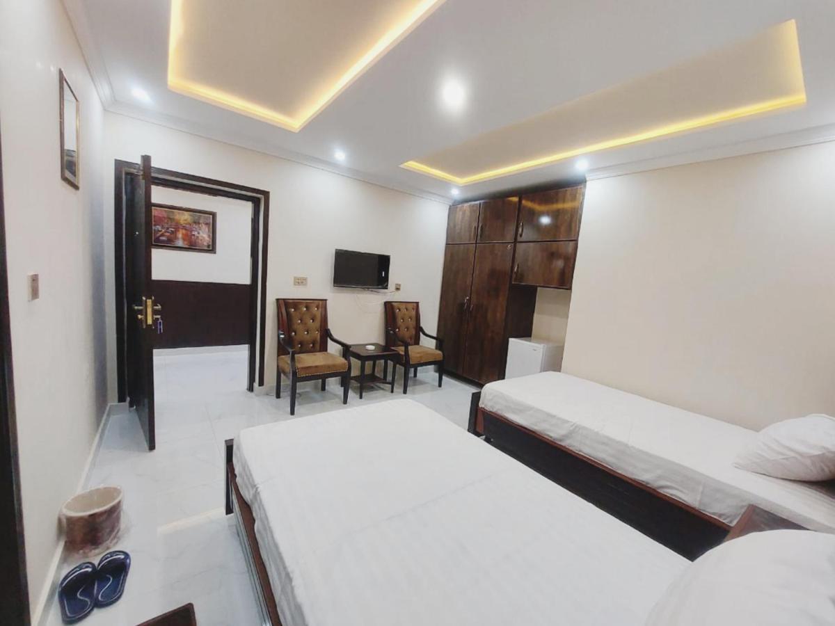 Hotel White Pearl Лахор Екстер'єр фото