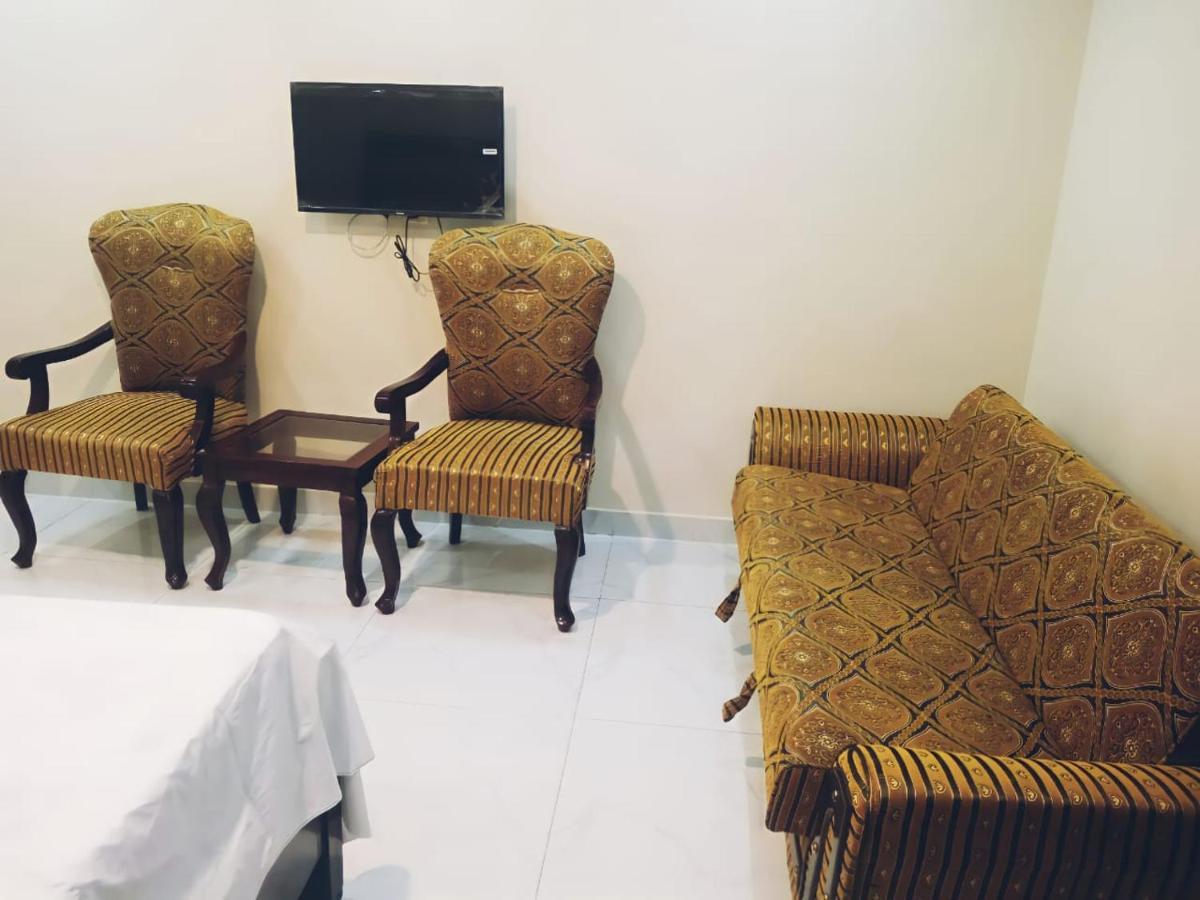 Hotel White Pearl Лахор Екстер'єр фото