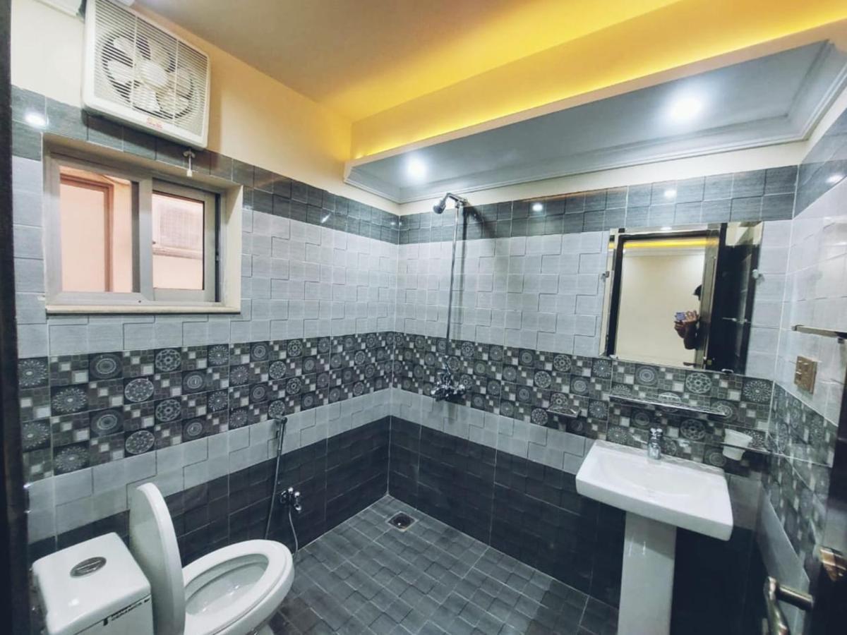 Hotel White Pearl Лахор Екстер'єр фото