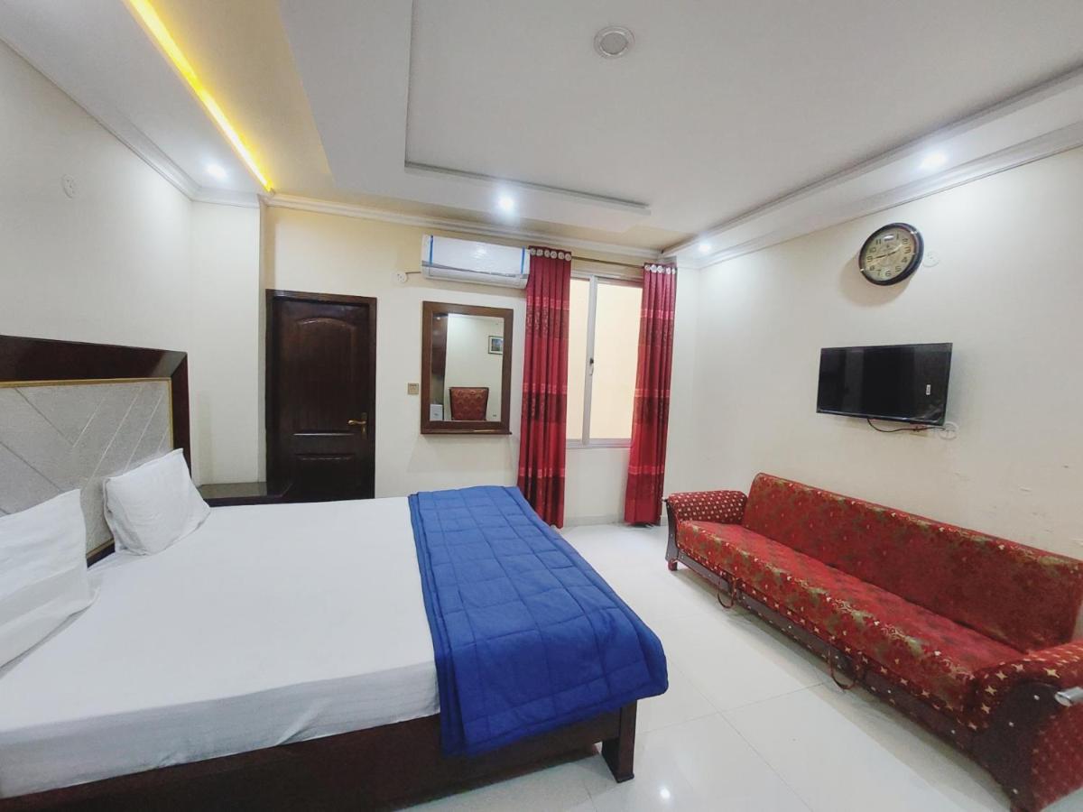 Hotel White Pearl Лахор Екстер'єр фото
