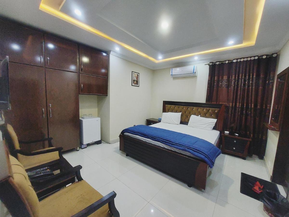 Hotel White Pearl Лахор Екстер'єр фото