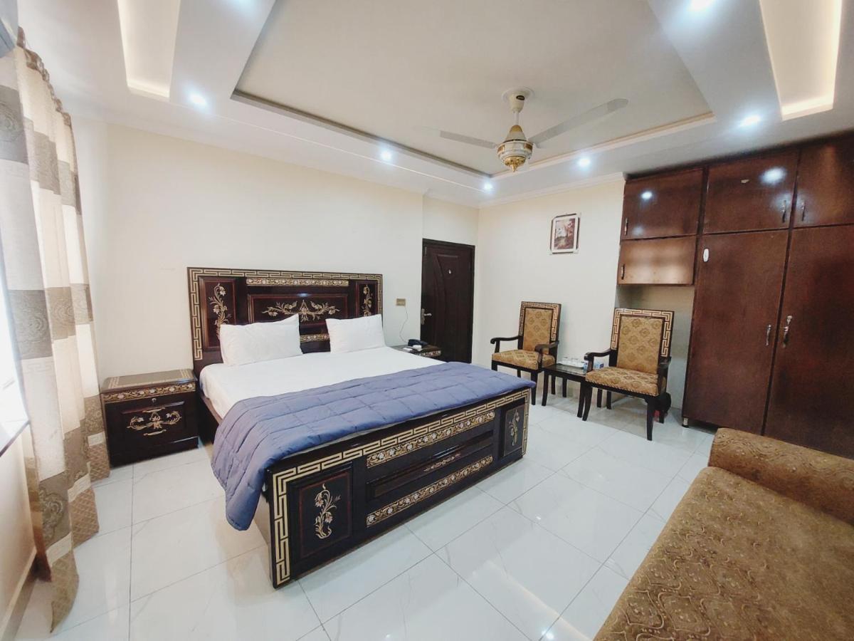 Hotel White Pearl Лахор Екстер'єр фото