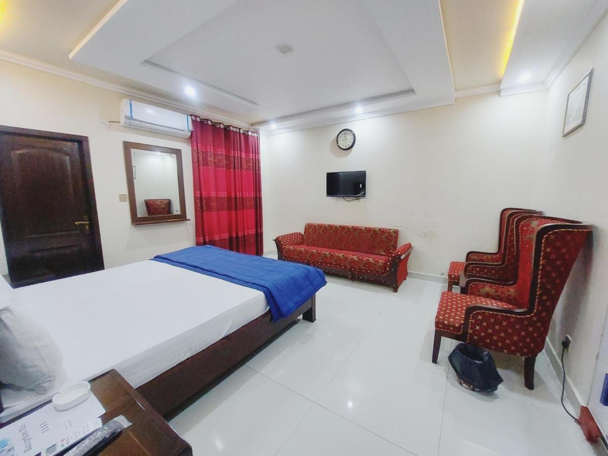 Hotel White Pearl Лахор Екстер'єр фото