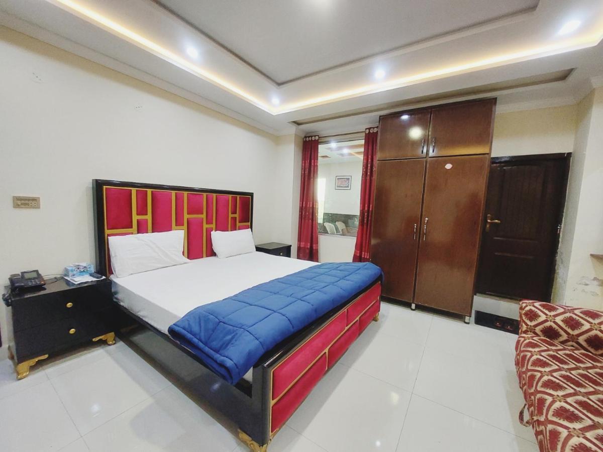 Hotel White Pearl Лахор Екстер'єр фото