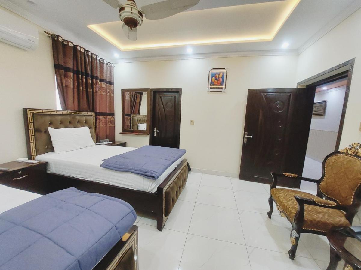 Hotel White Pearl Лахор Екстер'єр фото