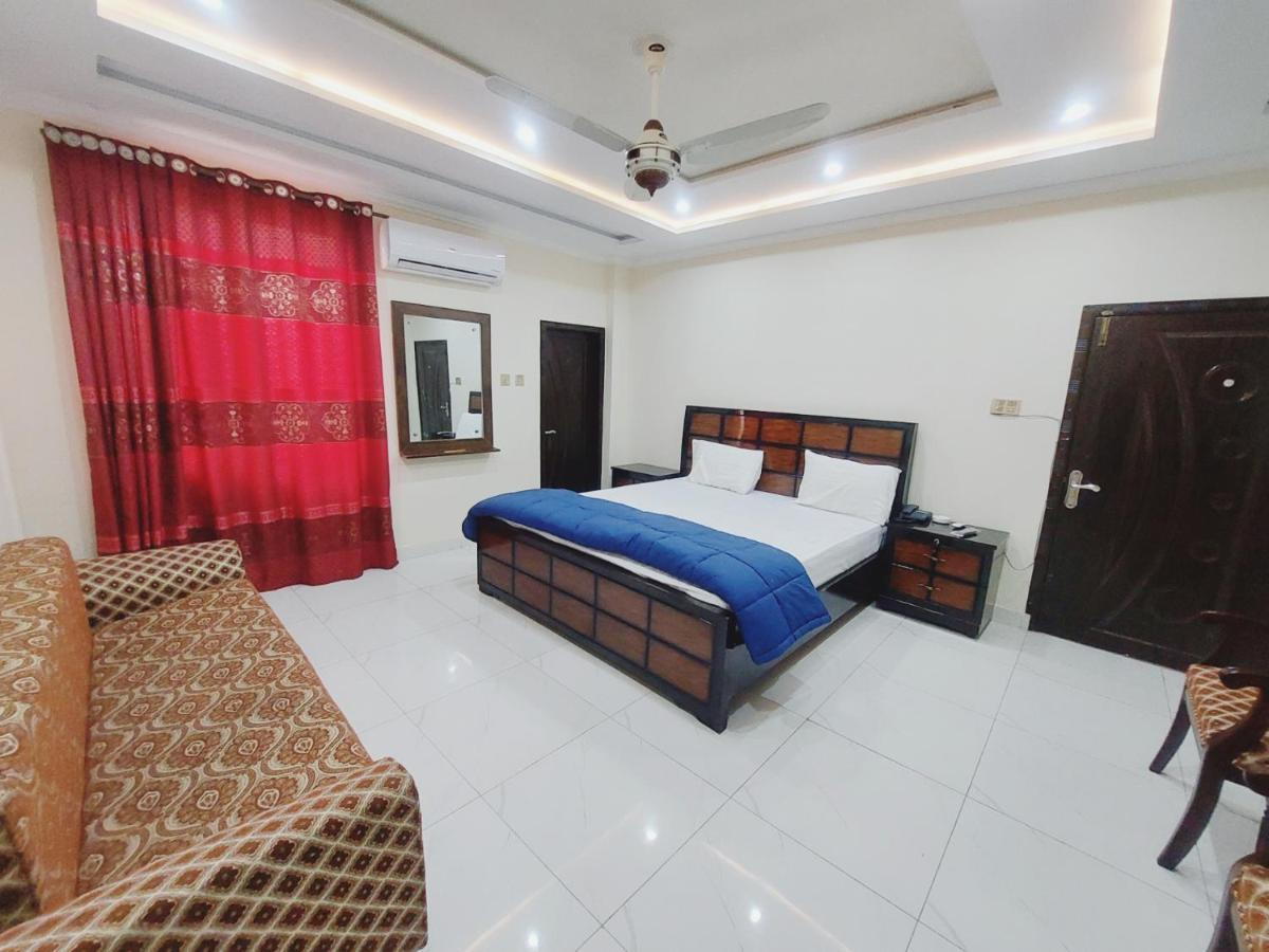 Hotel White Pearl Лахор Екстер'єр фото