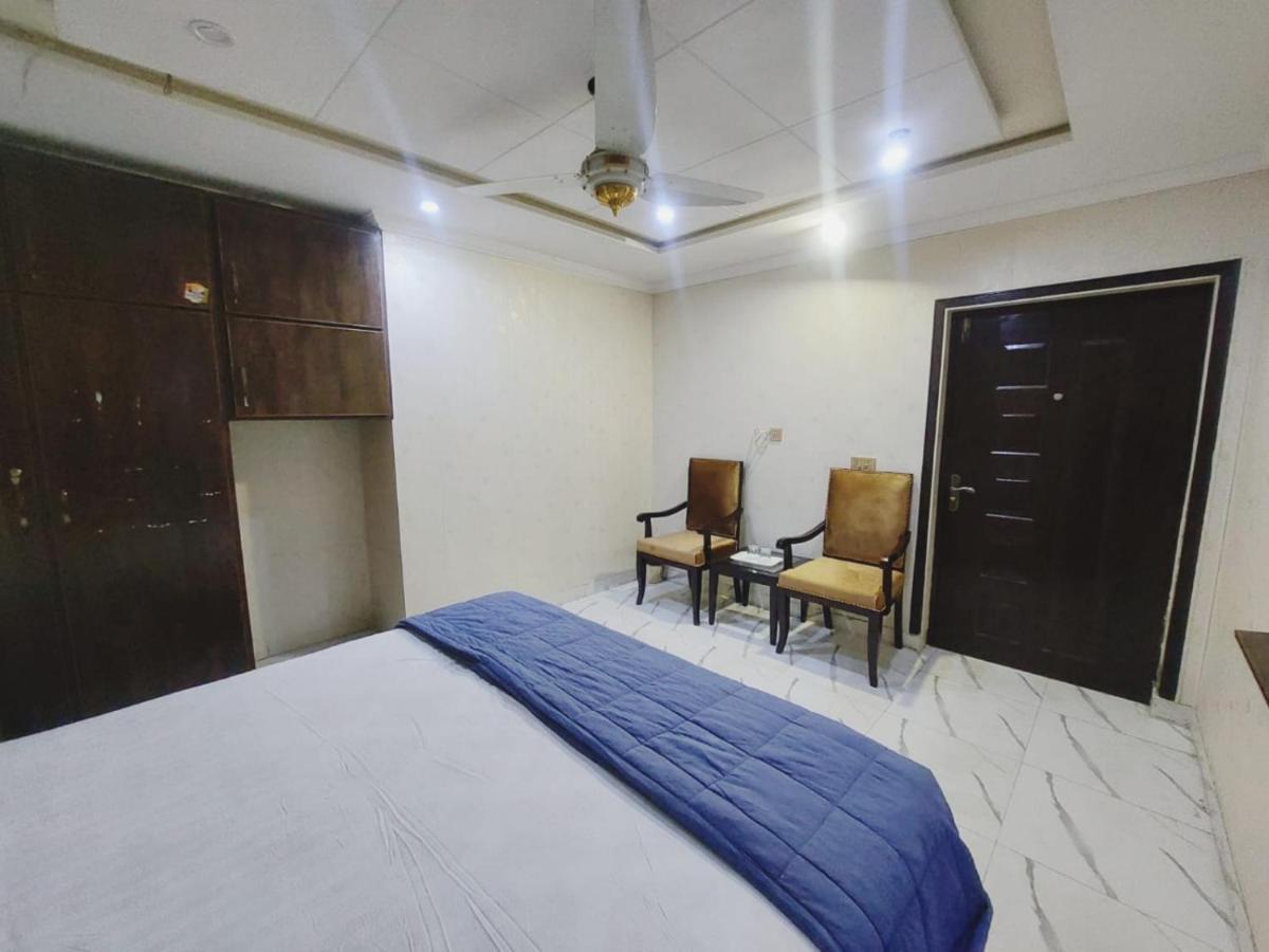 Hotel White Pearl Лахор Екстер'єр фото