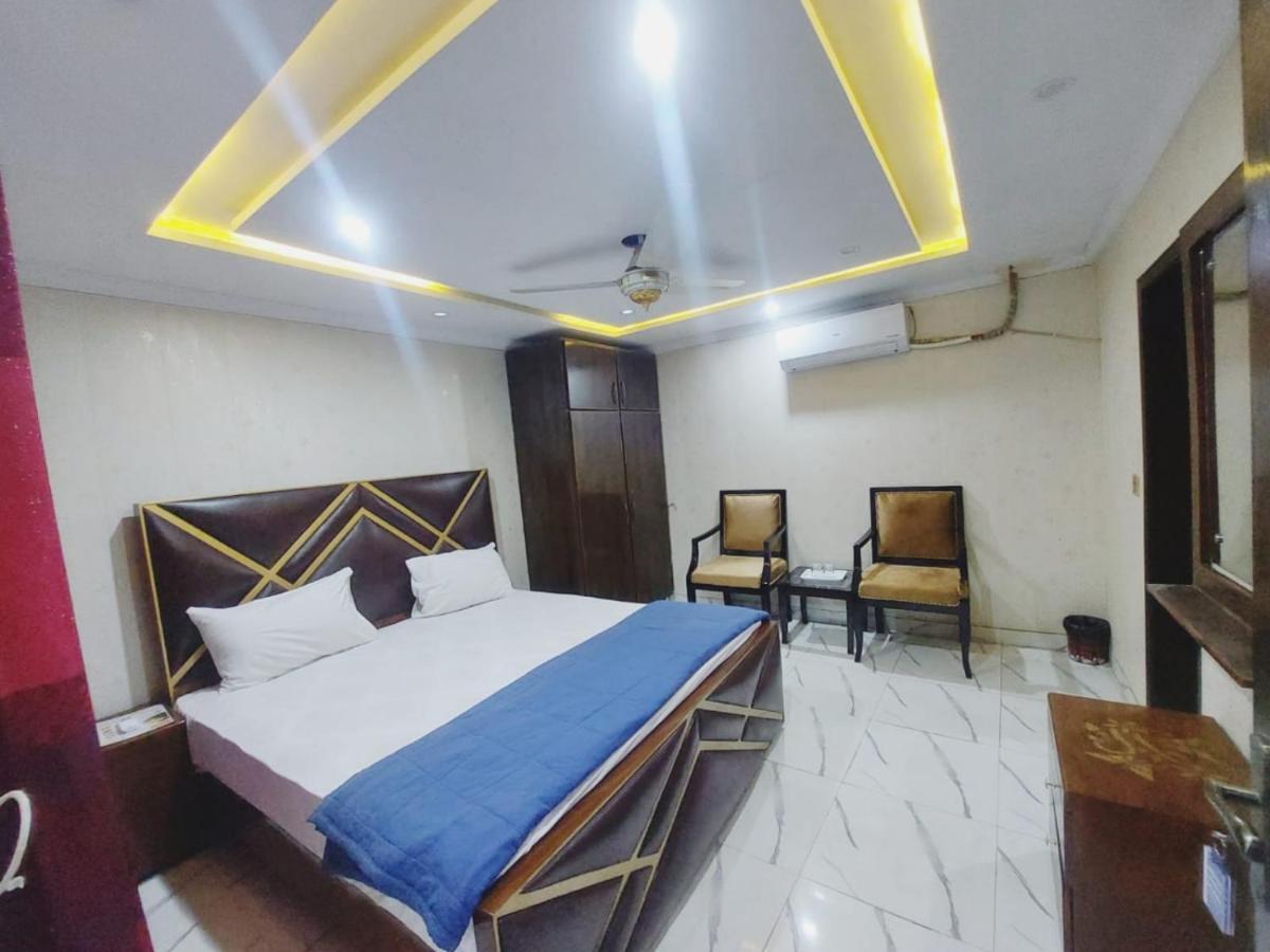 Hotel White Pearl Лахор Екстер'єр фото